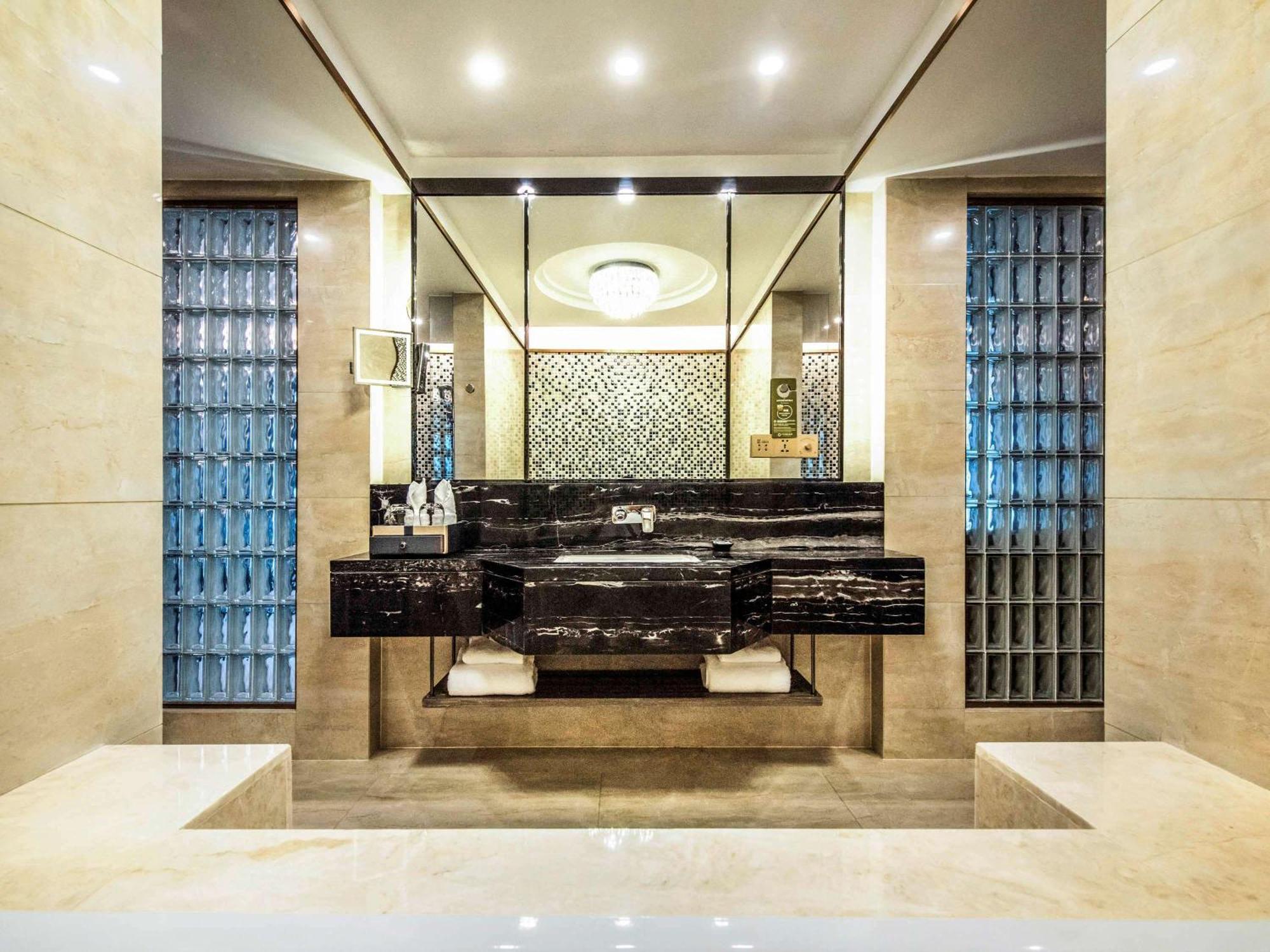 Mercure Chongqing Downtown المظهر الخارجي الصورة